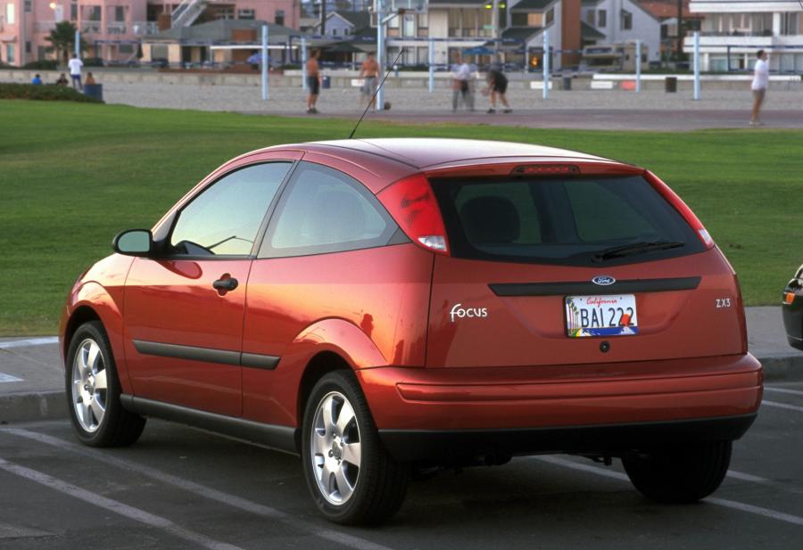  Ford Focus 1999 года  (фото 130 из 130)
